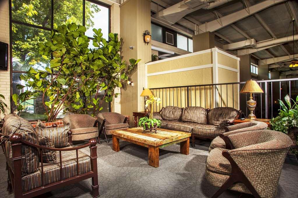 Woodward Northwest Inn שירותים תמונה